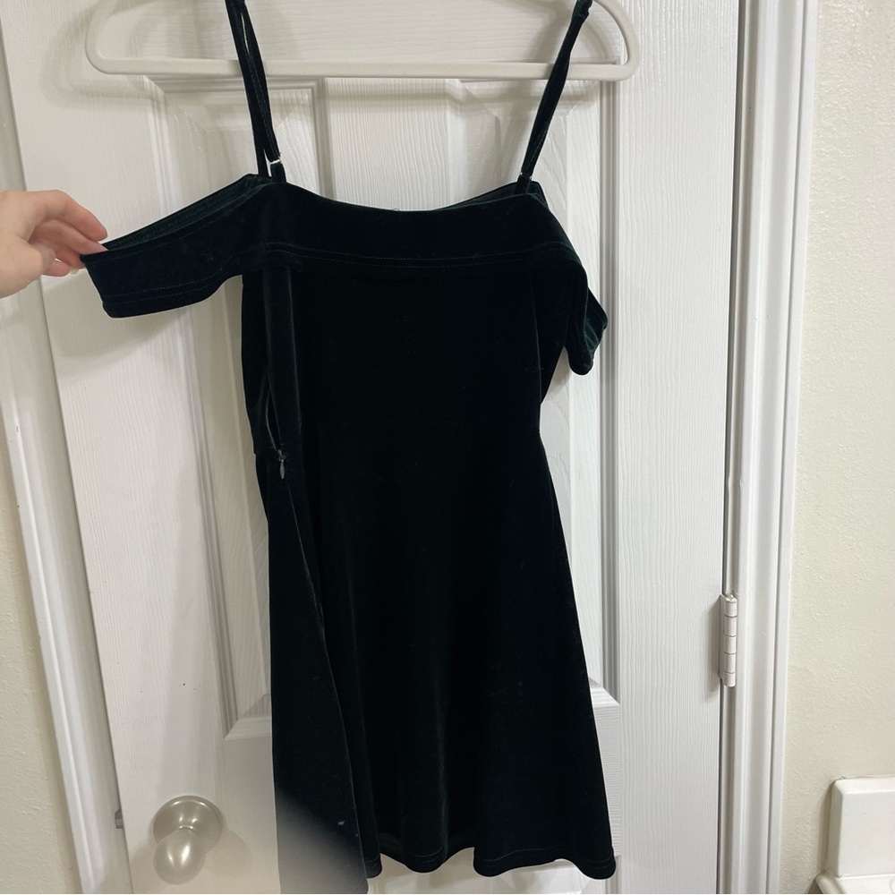 Lulu's Velvet Dress - Picture 5 of 5